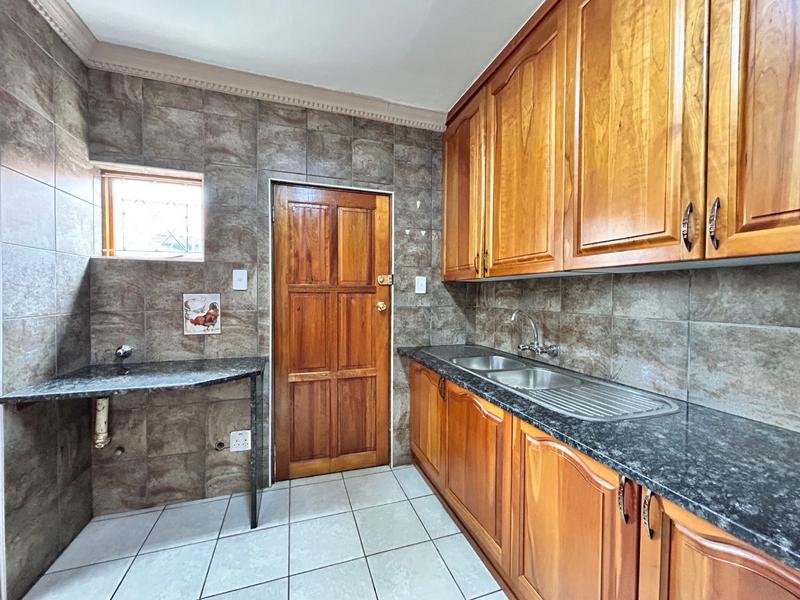 5 Bedroom Property for Sale in Birdwood Estate North West